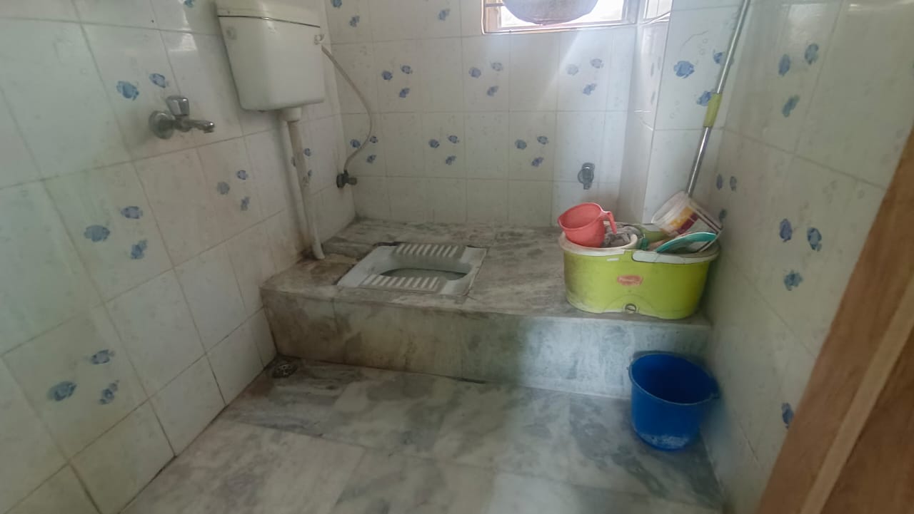 Unfurnished 3bhk in Gandhi Basti, Sarania Hills, Guwahati, Assam, India for Rent